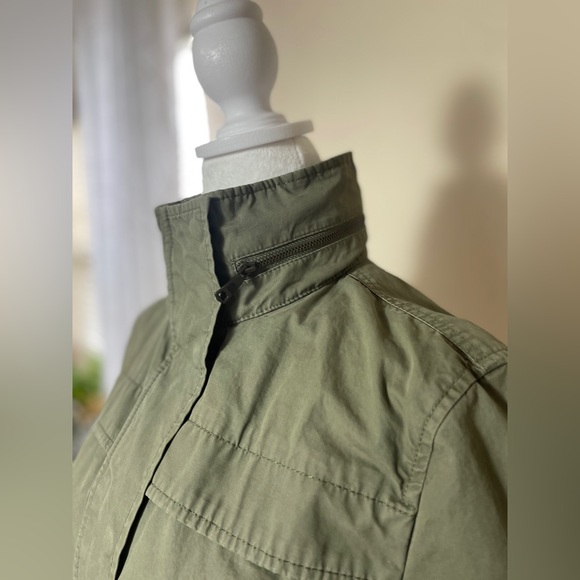 Banana Republic Bomber Jacket Womens sz S Olive Green Packable Hoodie Hipster - Picture 6 of 15
